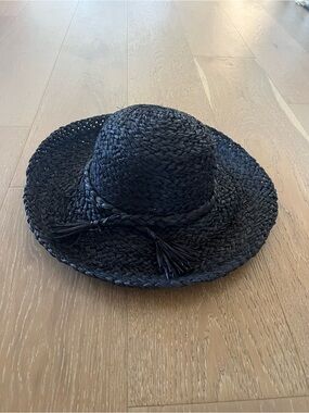 Liz Claiborne Black Woven Straw Sun Hat with Tassel Band